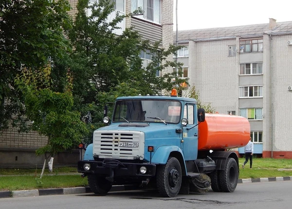 Фото Аренда поливомоечной машины ЗИЛ МДК-433362-03