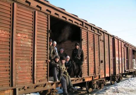 Фото Грузчики разгрузка фур, вагонов и контейнеров