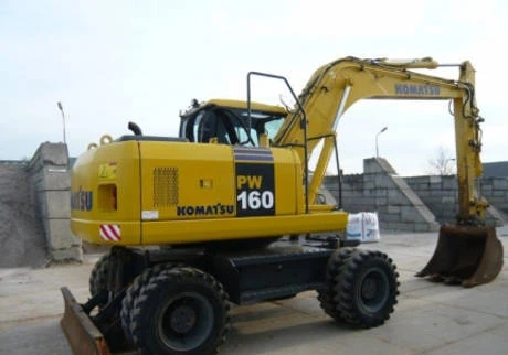 Фото Komatsu PW160-7 ― колесный экскаватор