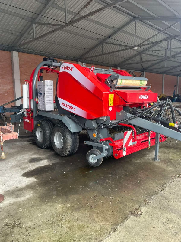 Фото Новый мощный Пресс-подборщик UNIA MASTER D