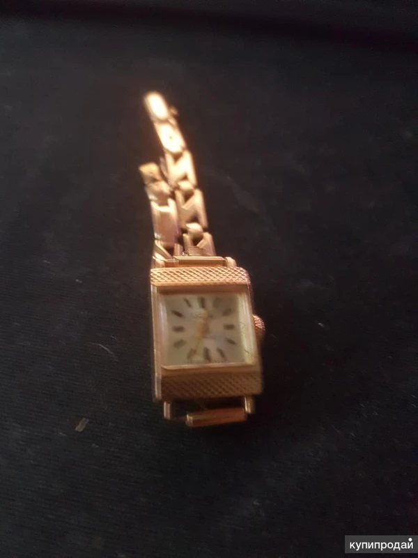 Фото Золотые часы СЛАВА женские
