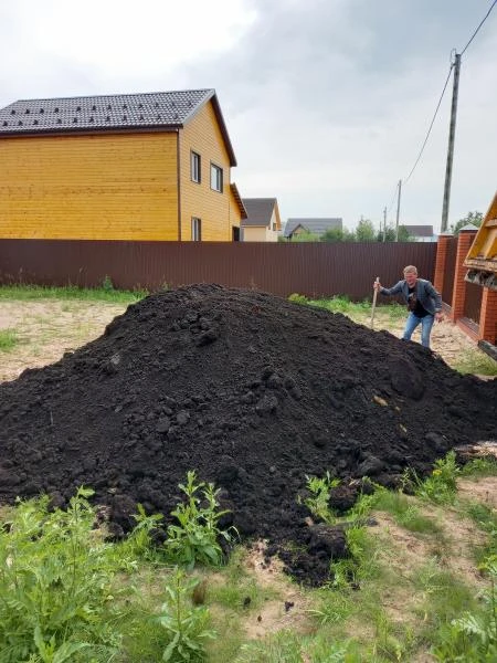 Фото Земля плодородная для огорода и дачи