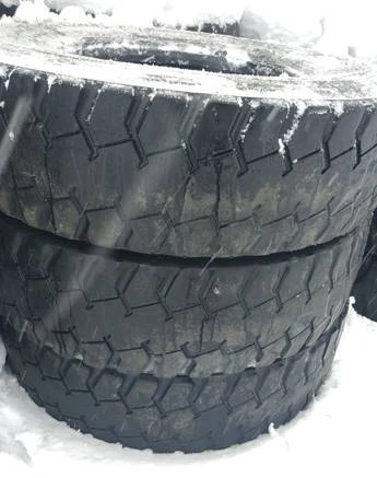 Фото Шины грузовые б/у 315/80R22.5 Bridgestone L355 карьерка