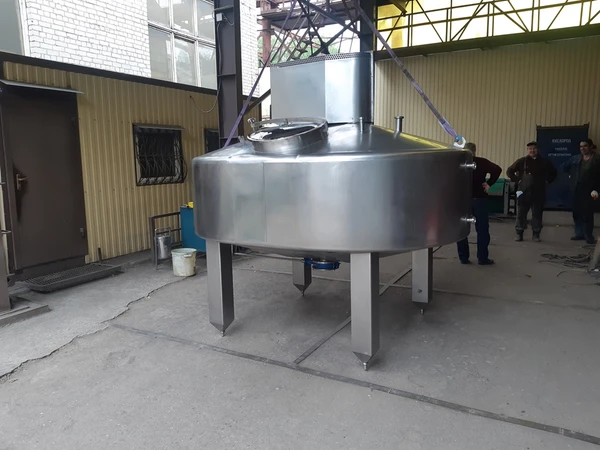 Фото Вертикальный сыроизготовитель (ферментер) закрытого типа