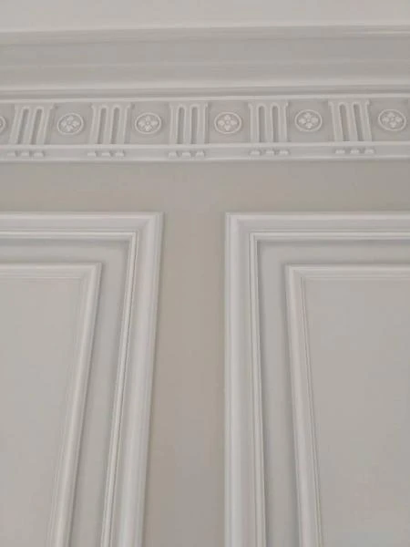 Фото Патинирование лепнины