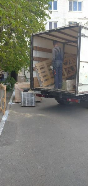 Фото Вывоз мусора. утилизация старой мебели