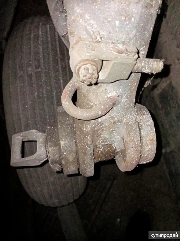 Фото Основные стойки Л-29