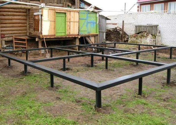 Фото Фундамент на винтовых сваях
