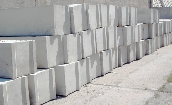 Фото Фундаментный блок ФБС 12.5.6т 1180х500х580 мм