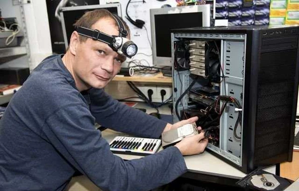 Фото Установка Windows. Ремонт компьютера. Набор текста