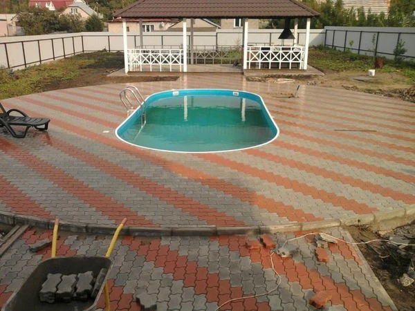Фото Укладка тротуарной плитки / Строительные и ремонтные работы