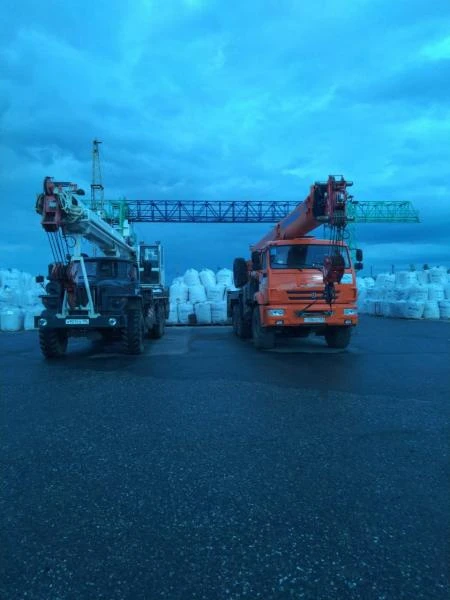 Фото Услуги автокрана 25 тонн 