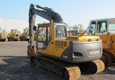 Фото Volvo EC 140 B -гусеничный экскаватор