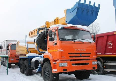 Фото Экскаватор планировщик UDS 114 Камаз 43118