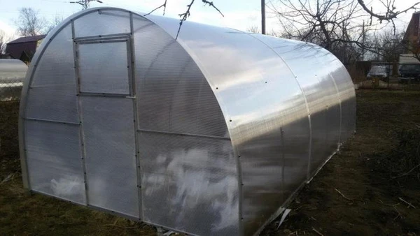 Фото Теплицы арочные с бесплатной доставкой