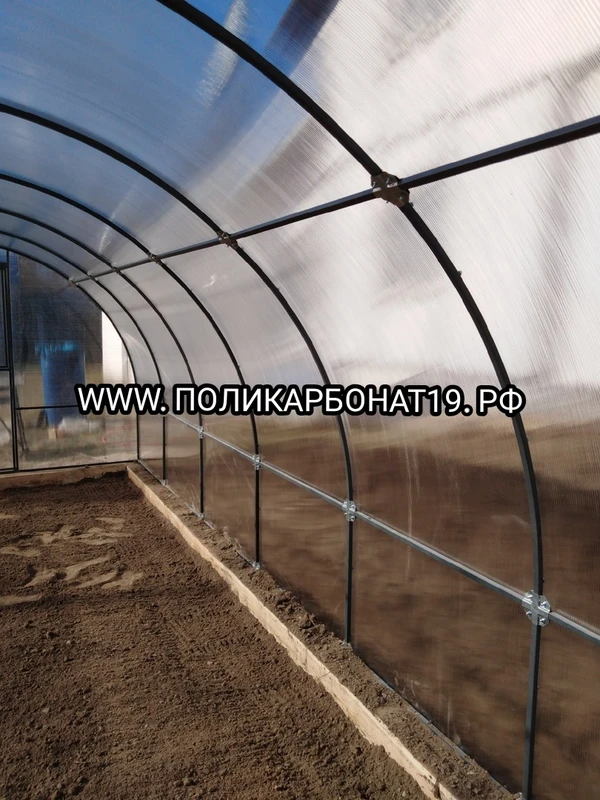 Фото Теплицы из профильной трубы