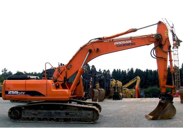 Фото Экскаватор гусеничный Doosan S255 LC-V 2012г