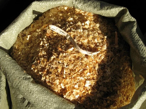 Фото Опилки березовые