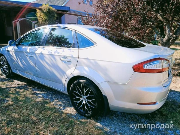 Фото Ford Mondeo, 2011