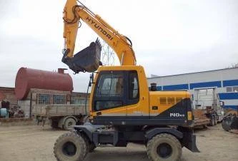 Фото Колесный экскаватор Hyundai R140W-9S