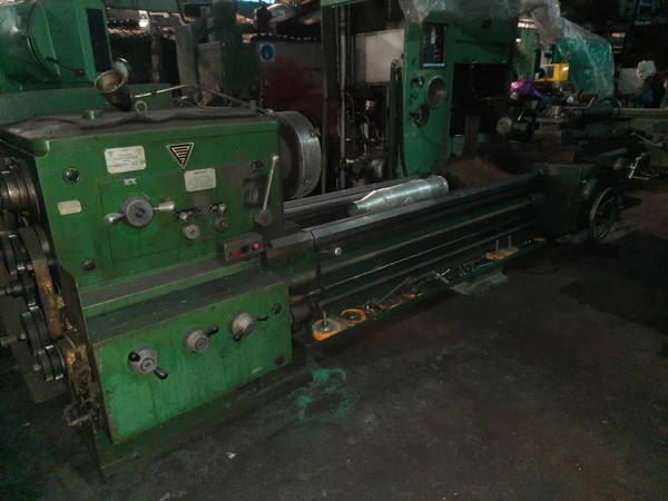 Фото Станок токарно-винторезный 1М63БФ101