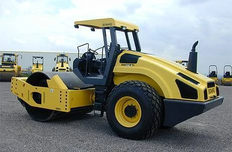 Фото Аренда катка Bomag BW 216 D-4