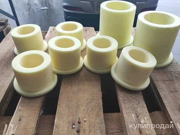 Фото Втулки дышловые из капролона на тепловоз тгм-23