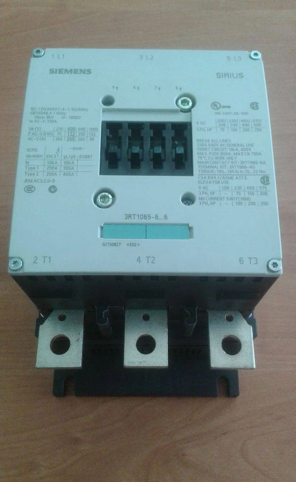 Фото Контактор Siemens 3RT1065-6AP36