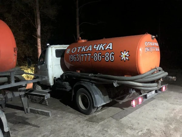 Фото Откачка канализации и септиков