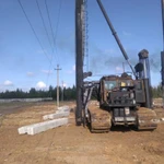 Погружение свай. Забивка свай. Копер. Сваебой