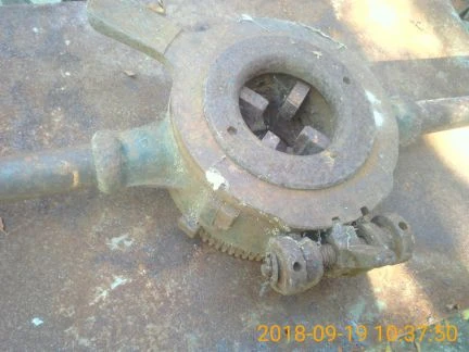 Фото Клупп для нарезки резьбы на трубах от 1/2 до 2"