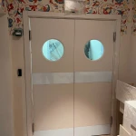 Поставка дверей