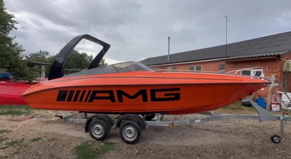 Фото Касатка-700 спорт моторная лодка, пластиковая, спортивная.
