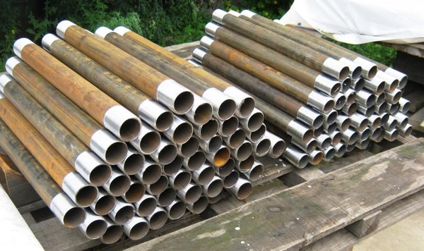 Фото Нарезка резьбы внутренняя и наружная. Резьбонарезка.