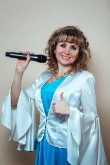Фото Тамада (ведущая) + Ди-джей