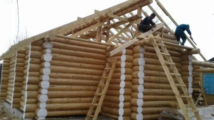 Фото Срубы ручной рубки от Производителя из зимнего лес