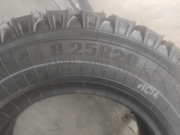 Шина У2 8,25 R20 с камерой