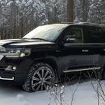 Аренда Land Cruiser 200 с водителем