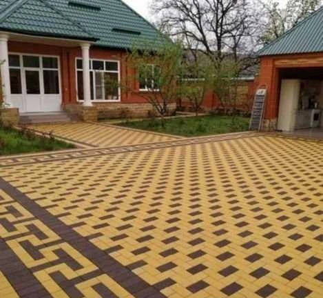 Фото Укладка брусчатки