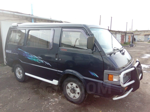 Фото Mazda Bongo 4WD микроавтобус.