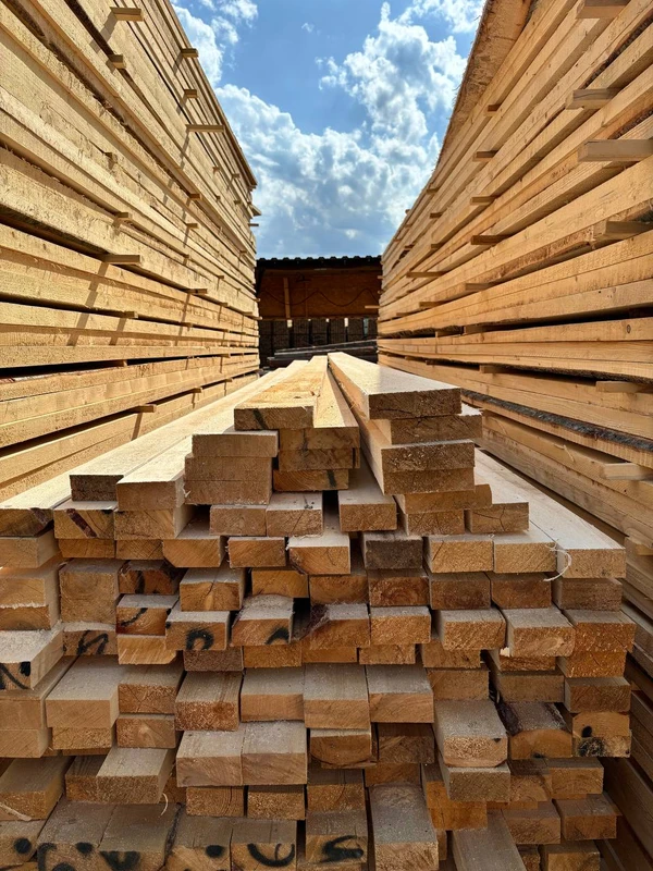 Фото Обрезная доска