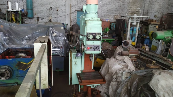 Фото Вертикально-сверлильный станок модели 2Н125