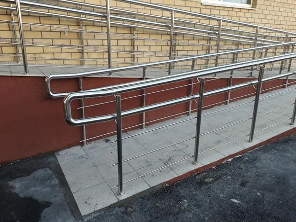 Фото Перила из нержавеющей стали 