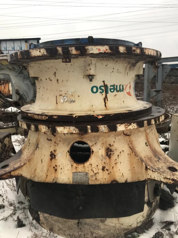 Фото Продам Конусную дробилку METSO GP300S.