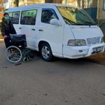 Перевозка лежачих больных, инвалидов колясочников.