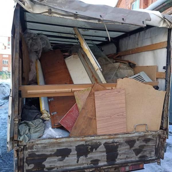 Фото Вывоз любого вида мусора 