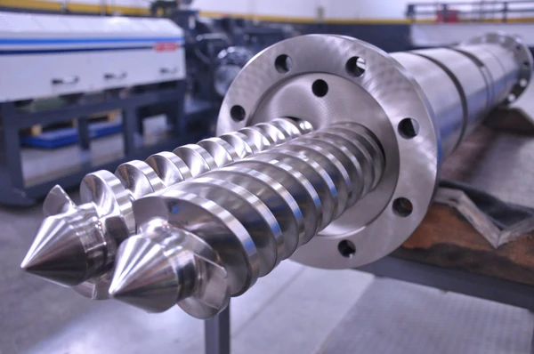 Фото Поставка, замена шнеков и шнековых пар, для одношнековых экструдеров, двушнековых экструдеров, шнековые элементы