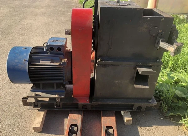 Фото Шнековый пресс Pini-Kay для топливных брикетов. Восстановлен производителем!