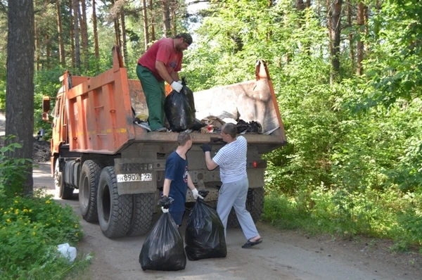 Фото Вывоз мусора, старой мебели.Грузчики