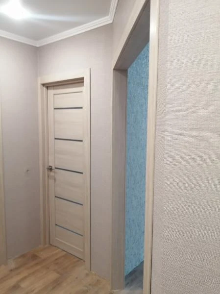 Фото Установка межкомнатных дверей